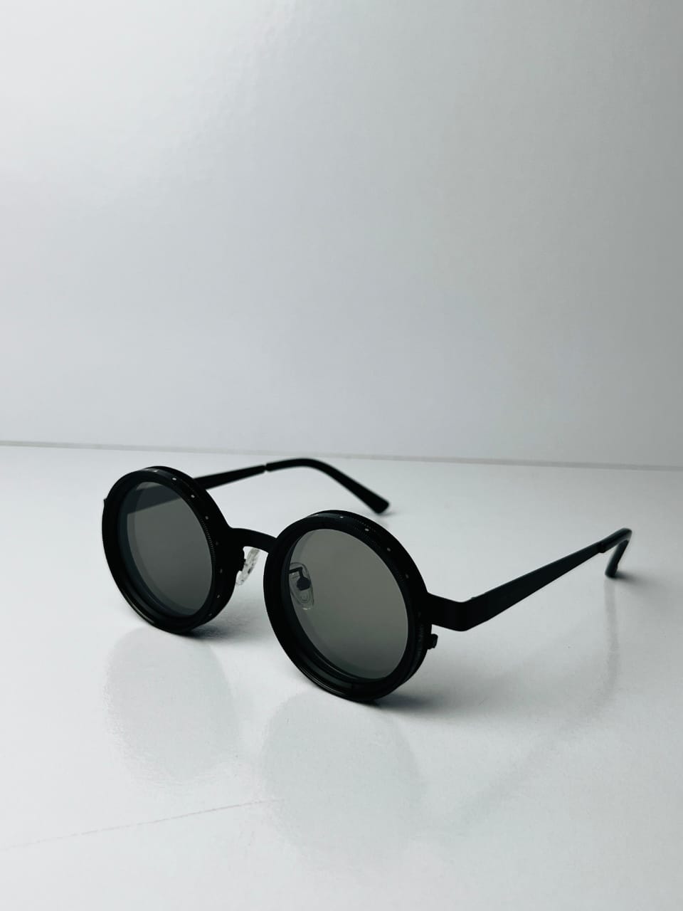 Retro Colour Changing Sunglass Original