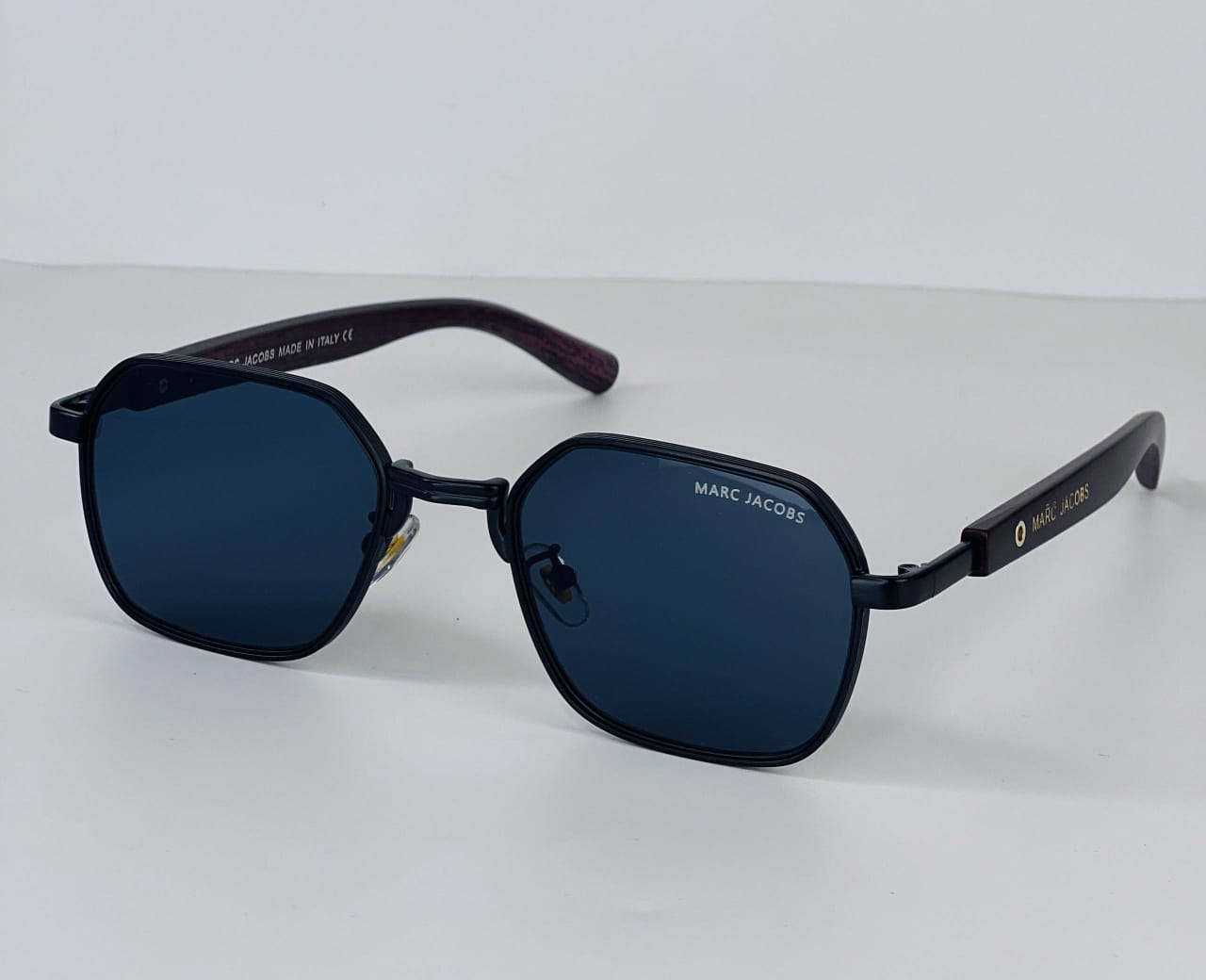 Marc Jacobs Classic Sunglass